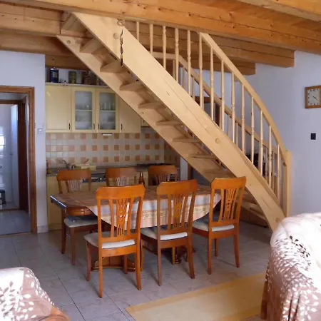 Nyaraló Three-bedroom Holiday In I