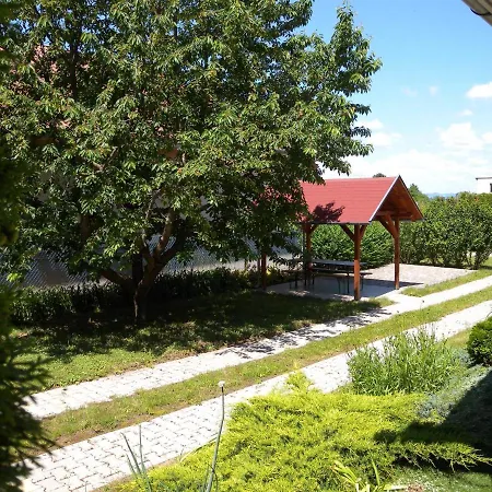 Three-bedroom Holiday In I Zamárdi