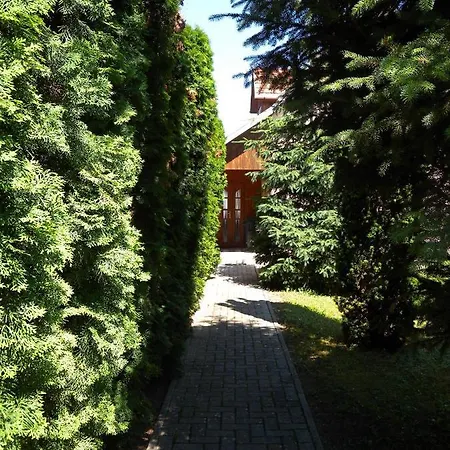 Three-bedroom Holiday In I