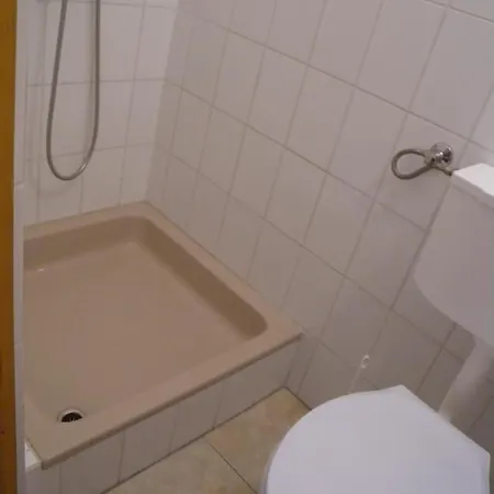 Three-bedroom Holiday In I *