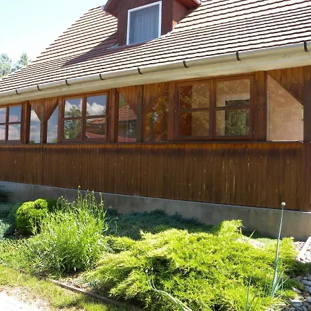 Three-bedroom Holiday In I * Zamárdi