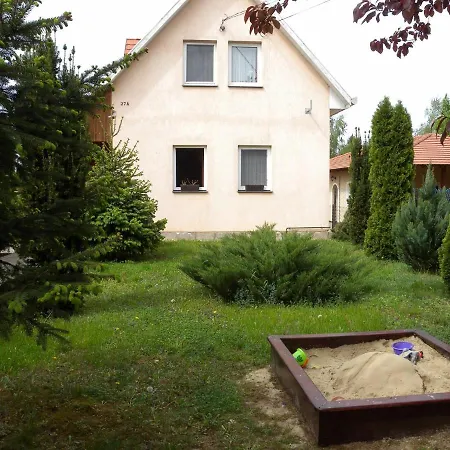 Nyaraló Three-bedroom Holiday In I